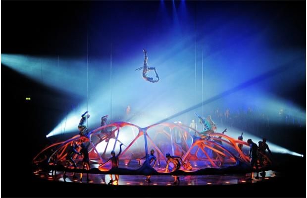 Cirque du Soleil - Crystal at Fiserv Forum